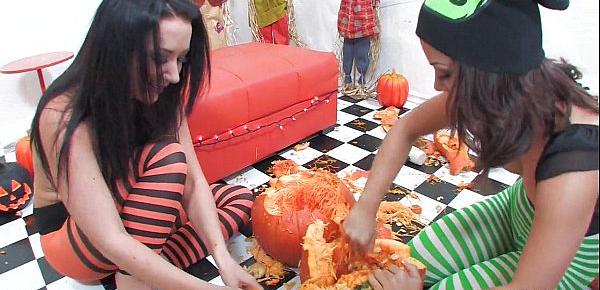  Jayden Jaymes and Kristinas Pumpkin Fun